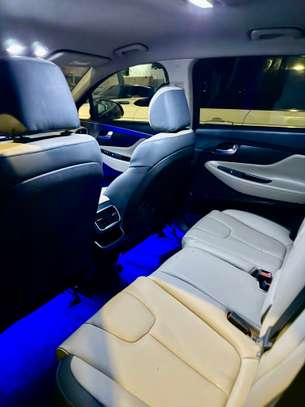 Hyundai Santa Fe 2019 image 7