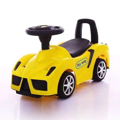 Mini voiture pour enfant image 1