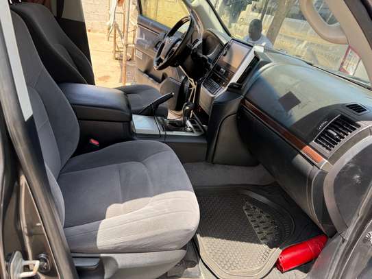 Toyota land cruiser image 12