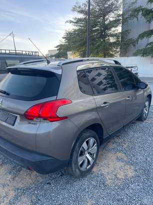 Peugeot 2008 2017 image 11