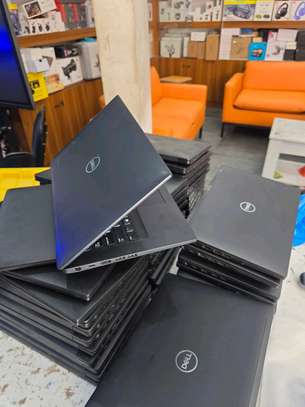 Dell latitude Latitude 7490 image 9