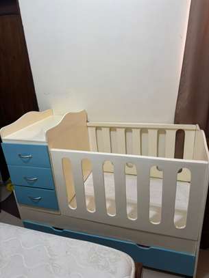 Berceau et Matelas (encore emballer dans le sachet) image 4