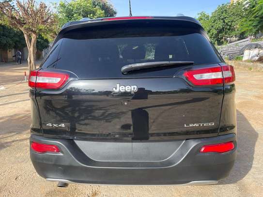 Jeep Cherokee limited année 2015 image 8