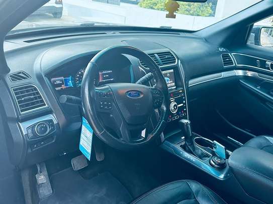 Ford Explore full options 2017 image 2