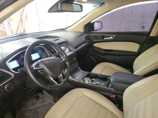 Ford Edge image 3