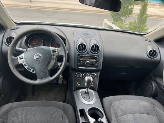 Nissan Rogue 2011 image 4