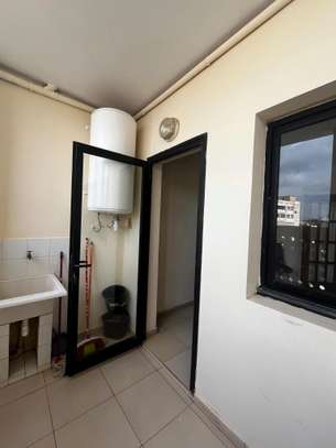 APPARTEMENT F4 HAUT STANDING MEUBLÉ image 10