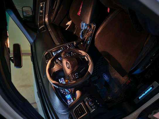 Ford Explorer Sport 2016 image 6