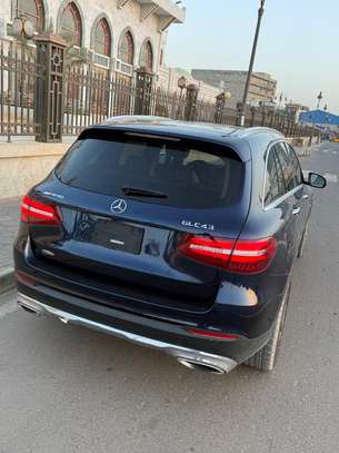 MERCEDES BENZ GLC 300 AMG EDITION image 3