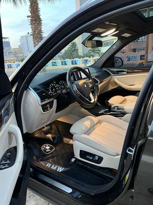 BMW X3 Xdrive 2018 image 9
