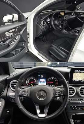 GLC 300 4MATIC 2019 image 5