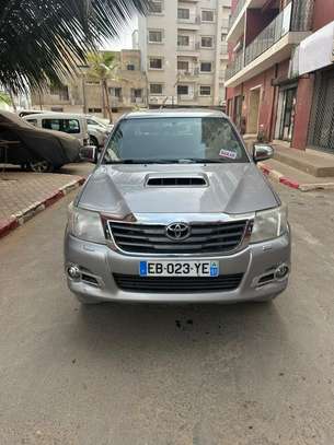 toyota hilux image 3