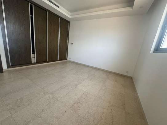 Corniche appartement vide à louer 3 chambres image 12