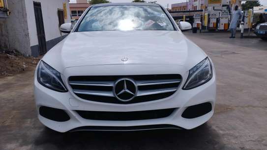 Mercedes Benz Classe C300 image 1