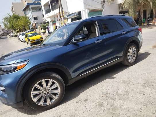 Ford explorer limited 2021 image 6
