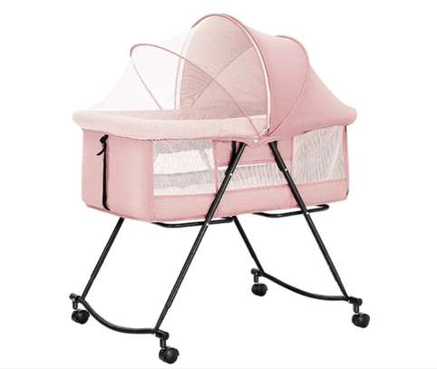 Berceau pliable avec matelas image 1