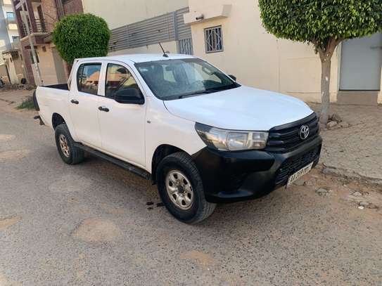 Toyota hilux 2017 image 10