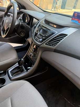 Hyundai elantra 2016 image 5