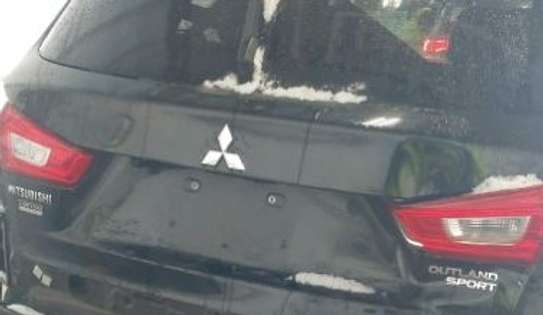 MITSUBISHI OUTLANDER SPORT sous douane image 6