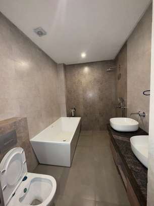 Appartement neuf 200m2 Almadies image 3