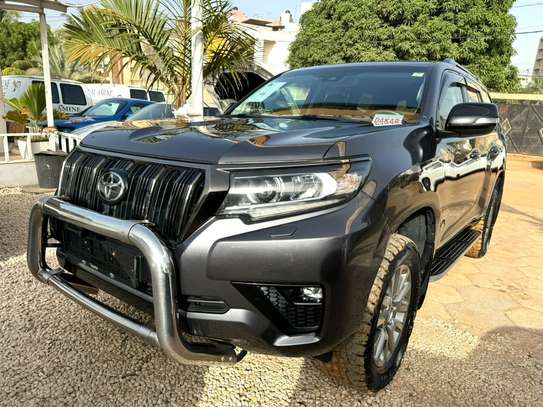 Toyota land cruiser VX image 4