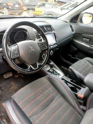 Mitsubishi rvr 2018 image 10