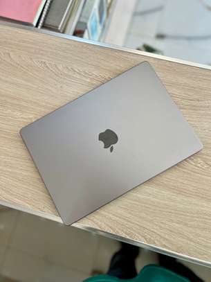 MacBook Pro M1 Pro 2021 image 3