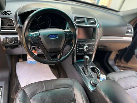 Ford explorer V6 Limitud 2016 image 6