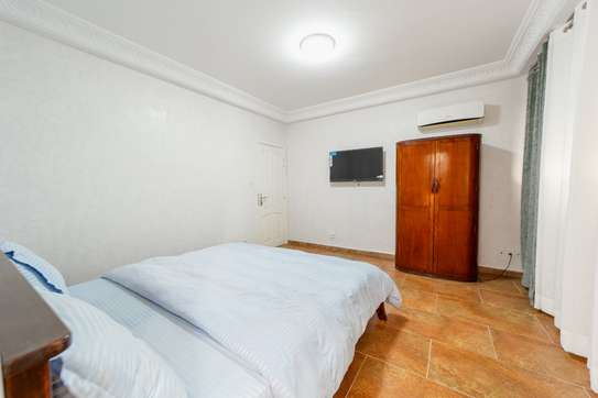 Somptueux Appartement meublé à louer à l'immeuble Sorano image 7