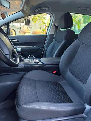 Peugeot 308 2017 image 1