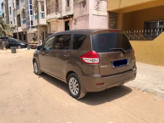 Suzuki Ertiga 7places image 4