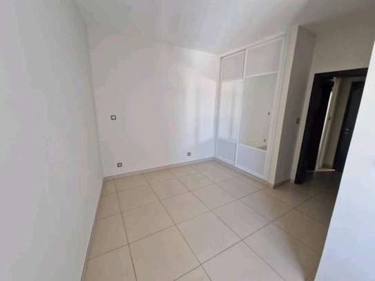 Superbe appartement à Mermoz image 3