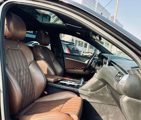 Hyundai Genesis 2018 image 6