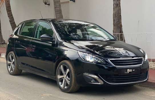 Peugeot 308 image 1