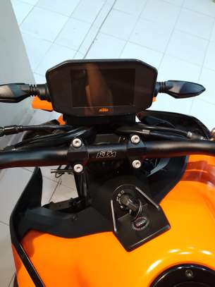 KTM duke 890 2023 image 9