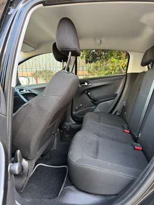 Peugeot 208 2016 image 3