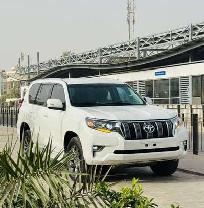 Toyota Prado image 1