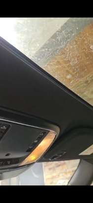 Jeep Grand Cherokee SUV blanc polyvalent image 7