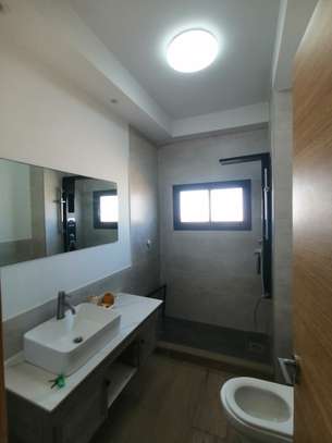 Appartement F4 à l'immeuble KALYA Zone de Captage image 11