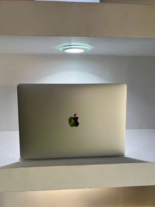 MacBook Air M1 1tera image 2