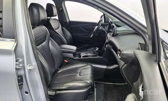 Hyundai Santa Fe essence 4WD nouveau modèle image 11
