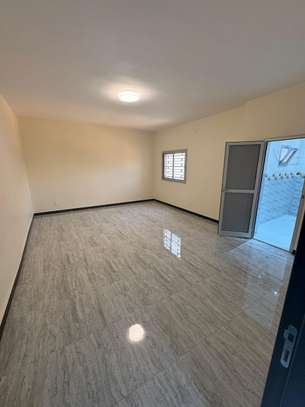 Très bel appartement à louer Almadies image 9