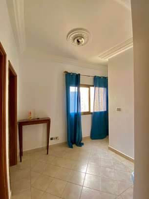 Joli 2 chambres salon cite keur gorgui vdn image 8