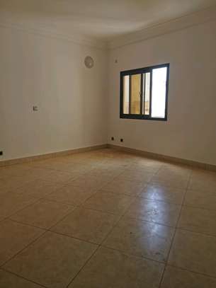 Appartement f5 à louer  aux ALMADIES image 10