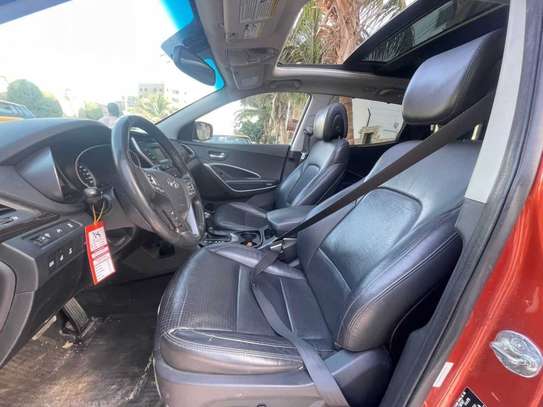 HYUNDAI SANTA FE 2016 image 9