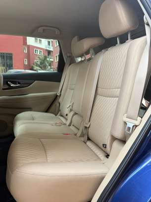 Nissan rogue 2020 image 10