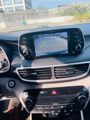 Hyundai Tucson 2019 venant essence automatique image 15