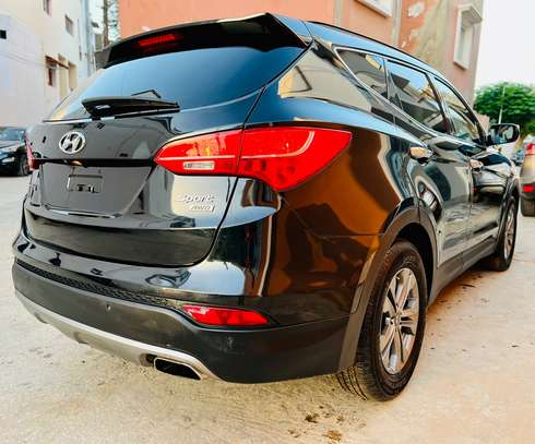 Hyundai santafe 2016 image 3