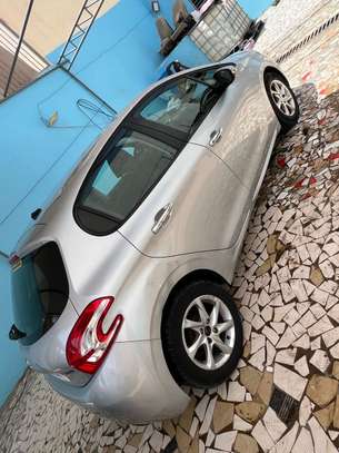 Peugeot 208 1.4 bluehdi 2017 image 4