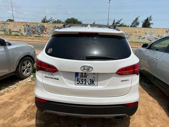 HYUNDAI SANTAFE image 13